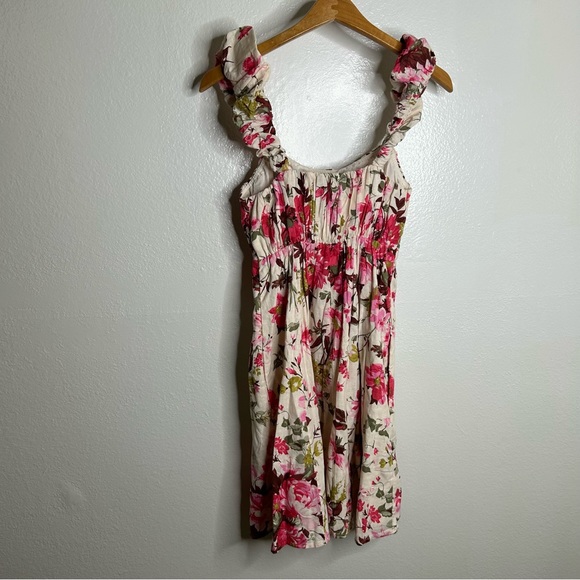 NWT Abercrombie & Fitch Puff Sleeve Babydoll Ruched Floral Linen Cotton M - Picture 3 of 12